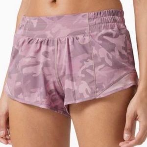 Lululemon pink camo hotty hot shorts 2.5